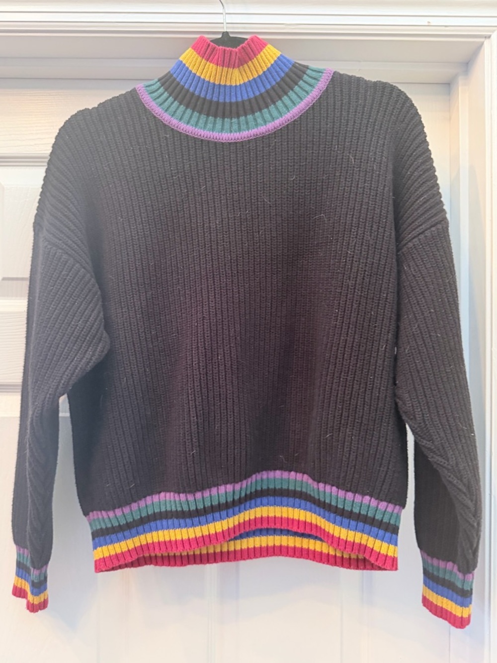 DAMGERFIELD COLORFUL TURTLENECK SWEATER. (WORN ONCE)